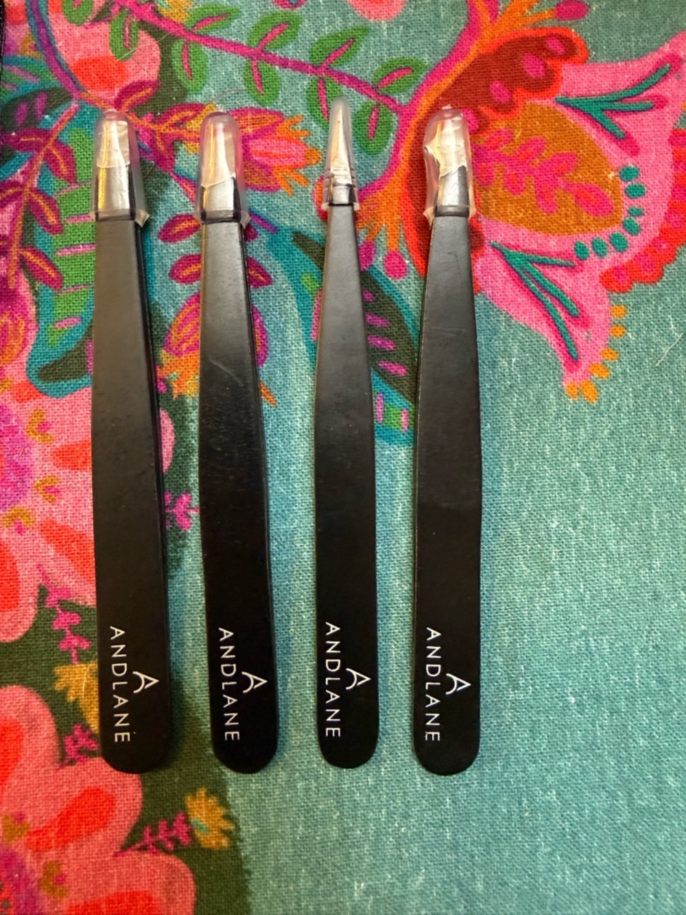 ANDLANE Black Tweezer Set with Protective Caps
